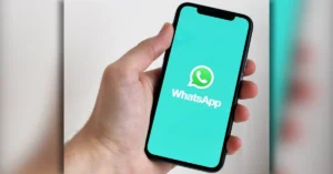 Tela de celular mostrando o aplicativo WhatsApp. Imagem ilustrativa sobre segurança digital.