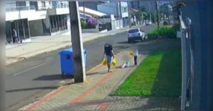 Polícia investiga caso de pai preso por agredir filha de 3 anos em Francisco Beltrão, no Paraná.