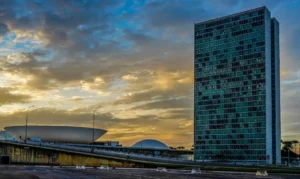 fim da escala 6x1 no Senado durante discussão sobre a votação da PEC que reduz a jornada de trabalho